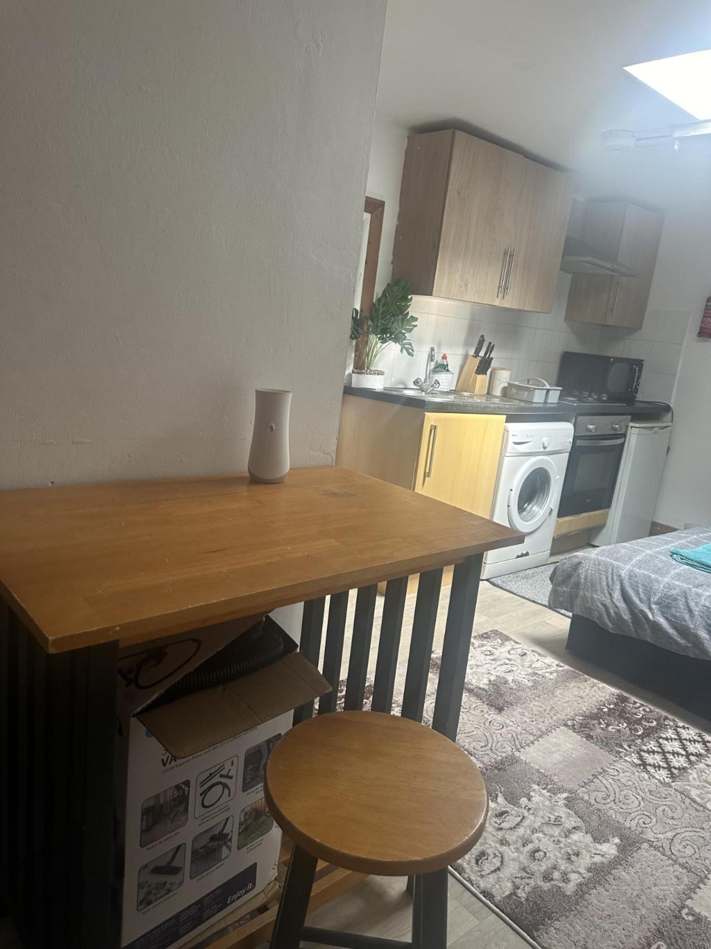 Leyton Orient Stduio Flat Apartment *